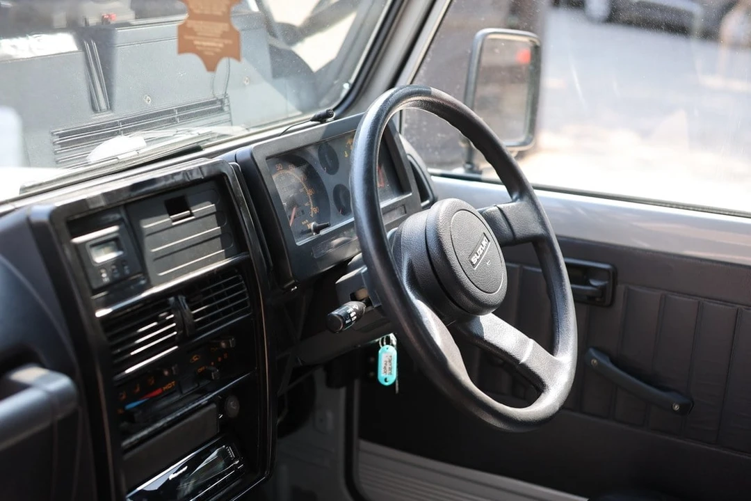 1995 Suzuki Jimny 2nd Gen - Image 25 of 30