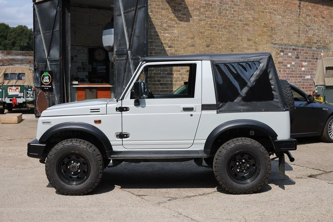 1995 Suzuki Jimny 2nd Gen - Image 11 of 30