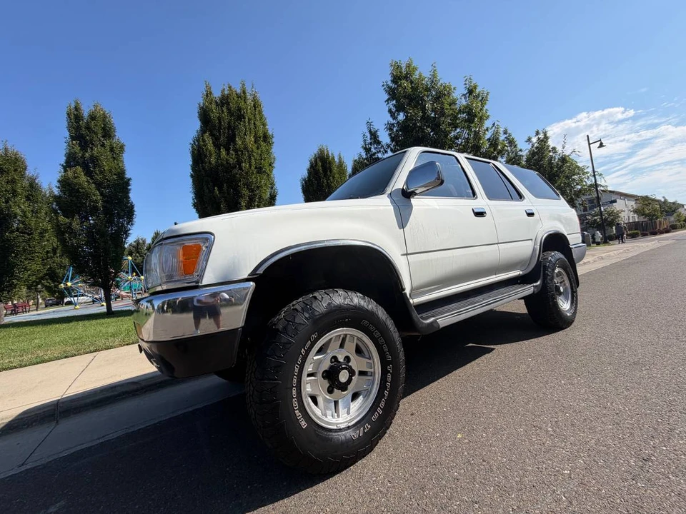 1995 Toyota 4Runner 2nd Gen - Image 13 of 22