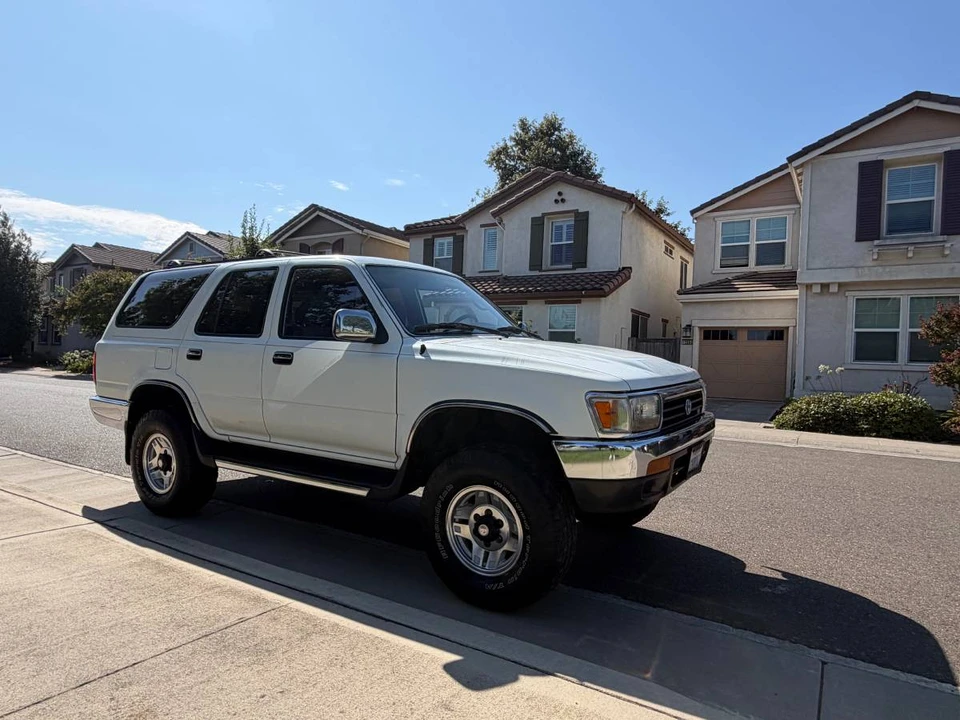 1995 Toyota 4Runner 2nd Gen - Image 4 of 22