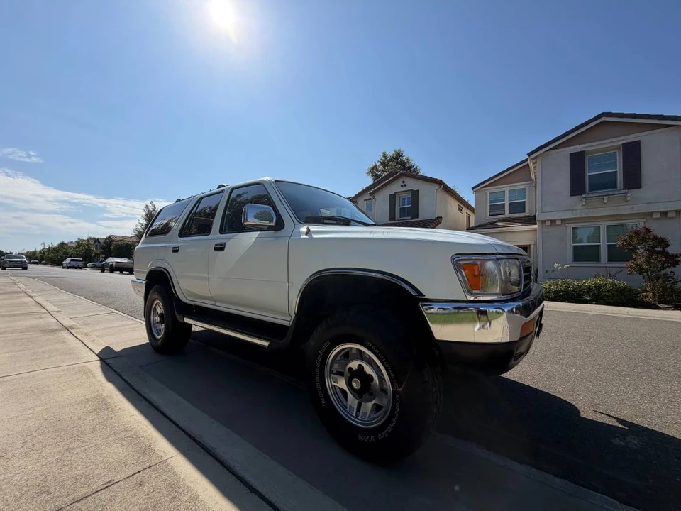 1995 Toyota 4Runner 2nd Gen - Image 15 of 22