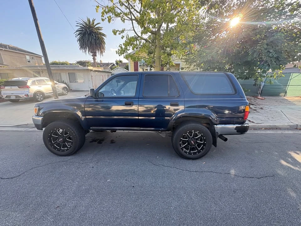 1995 Toyota 4Runner 2nd Gen - Image 3 of 8
