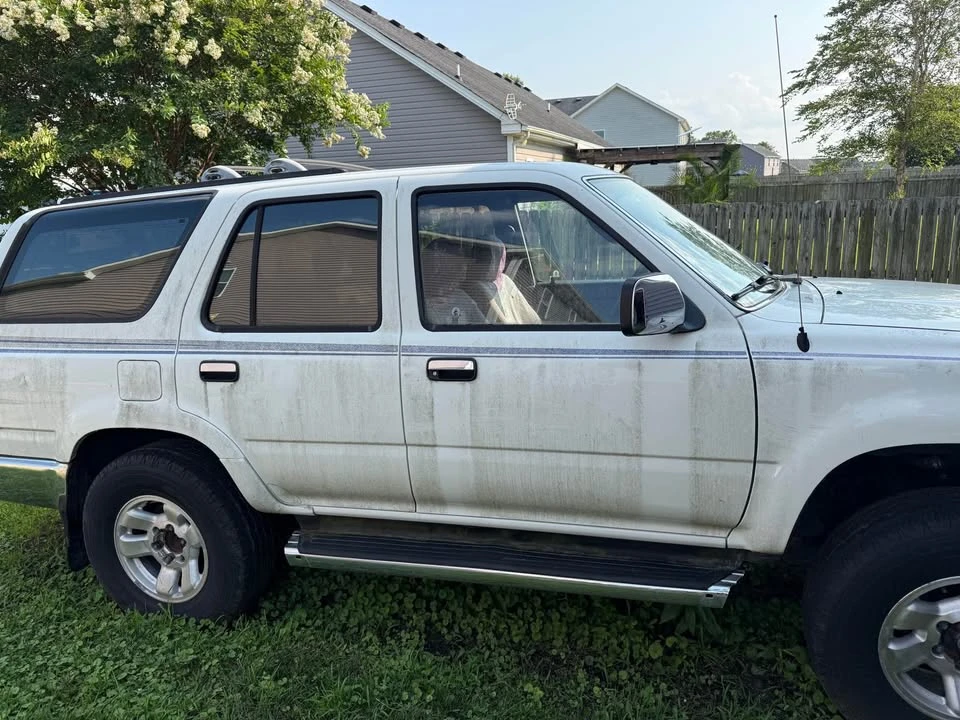 1995 Toyota 4Runner 2nd Gen - Image 2 of 5