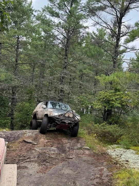 1995 Toyota 4Runner - Image 3 of 10
