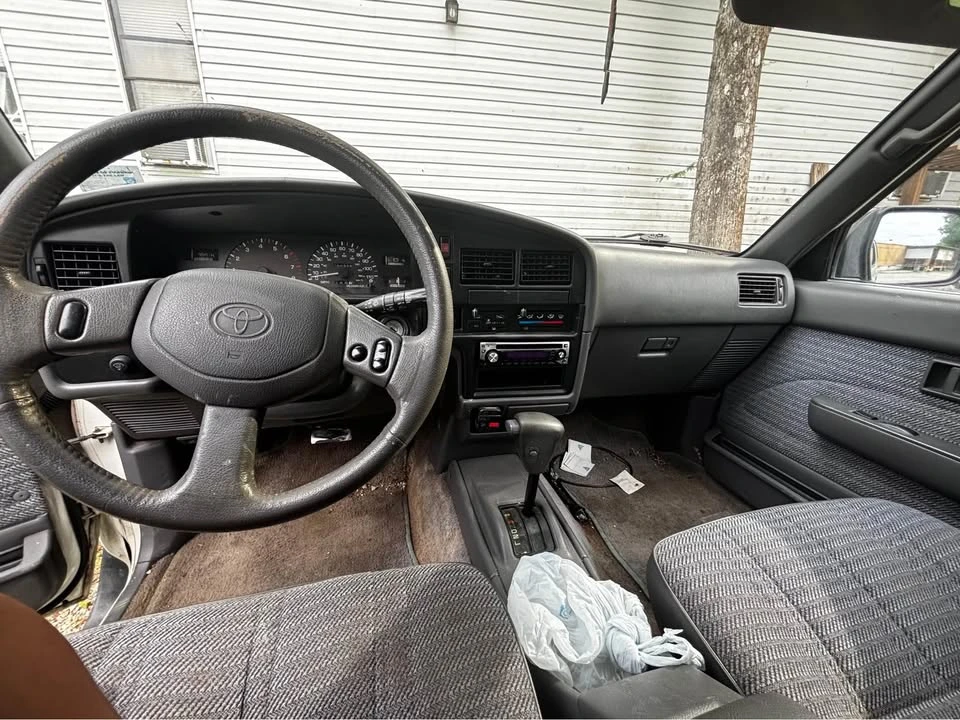 1995 Toyota 4Runner 2nd Gen - Image 2 of 9