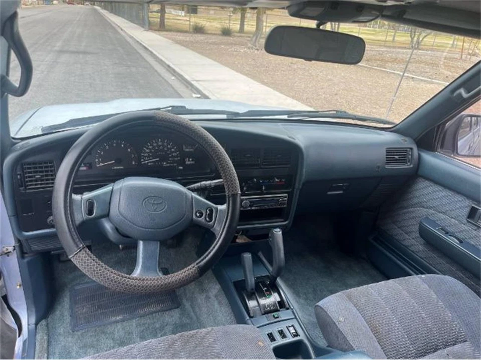 1995 Toyota 4Runner 2nd Gen - Image 6 of 16