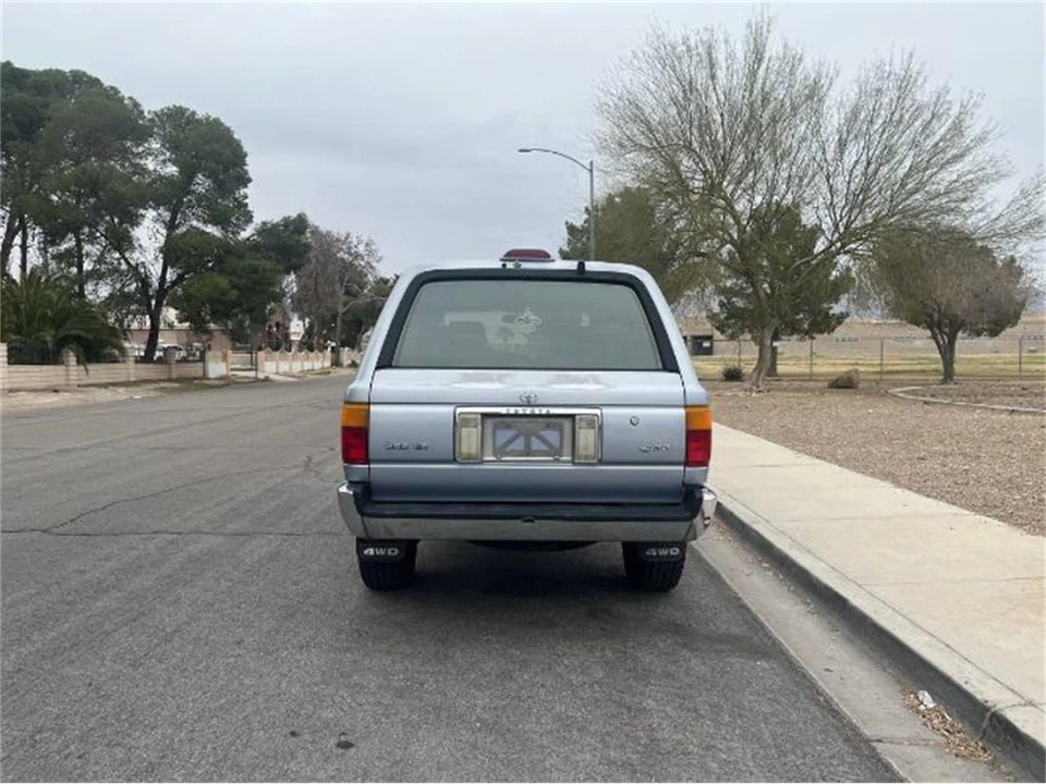 1995 Toyota 4Runner 2nd Gen - Image 13 of 16