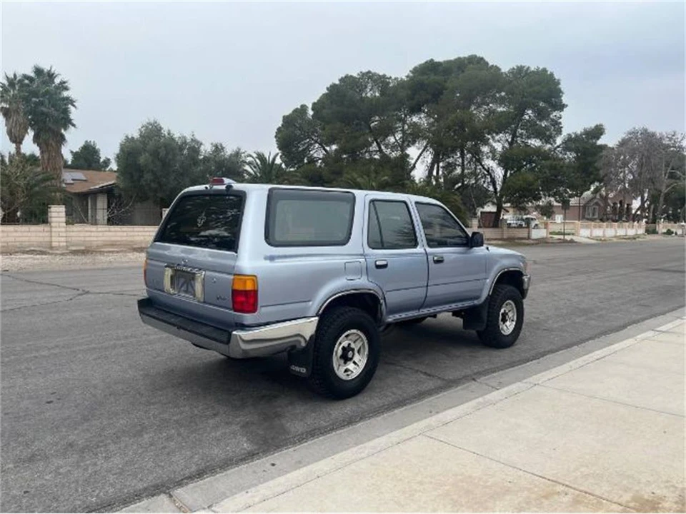 1995 Toyota 4Runner 2nd Gen - Image 12 of 16