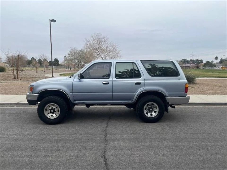 1995 Toyota 4Runner 2nd Gen - Image 14 of 16