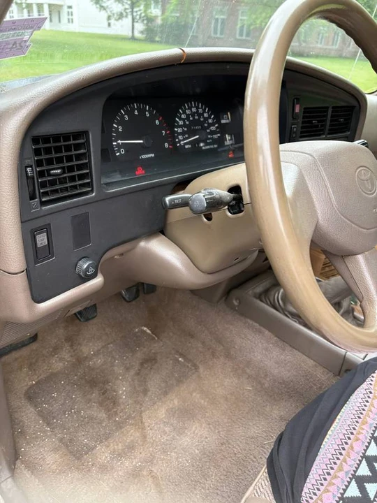 1995 Toyota 4Runner 2nd Gen - Image 13 of 23