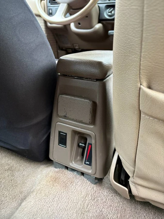 1995 Toyota 4Runner 2nd Gen - Image 10 of 23