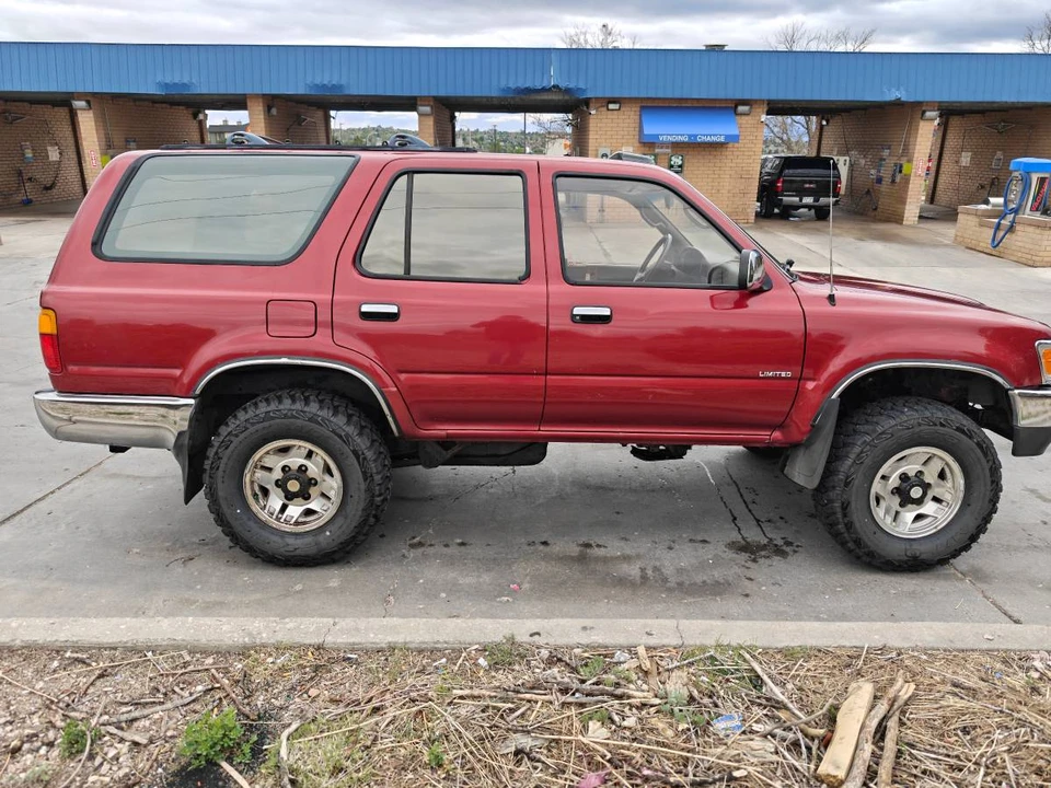 1995 Toyota 4Runner 2nd Gen - Image 6 of 17