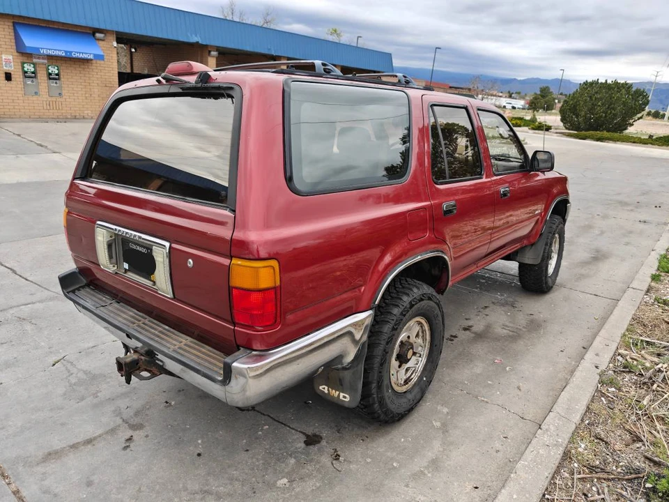 1995 Toyota 4Runner 2nd Gen - Image 5 of 17