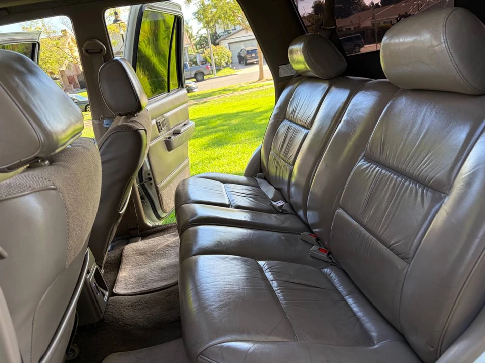 1995 Toyota 4Runner 2nd Gen - Image 10 of 18