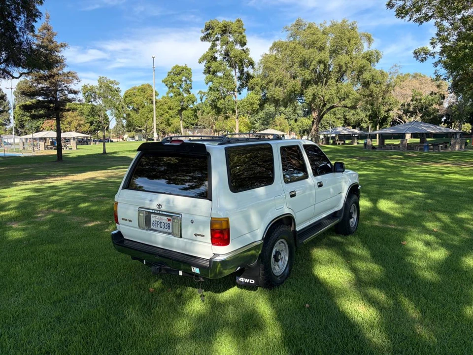 1995 Toyota 4Runner 2nd Gen - Image 4 of 18