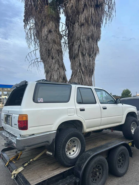 1995 Toyota 4Runner 2nd Gen - Image 3 of 8