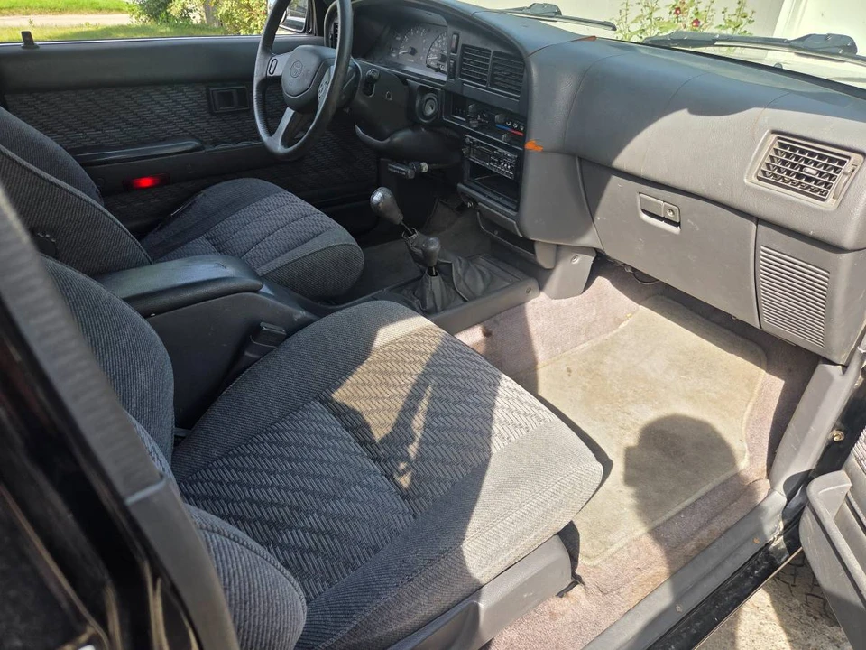 1995 Toyota 4Runner 2nd Gen - Image 9 of 9