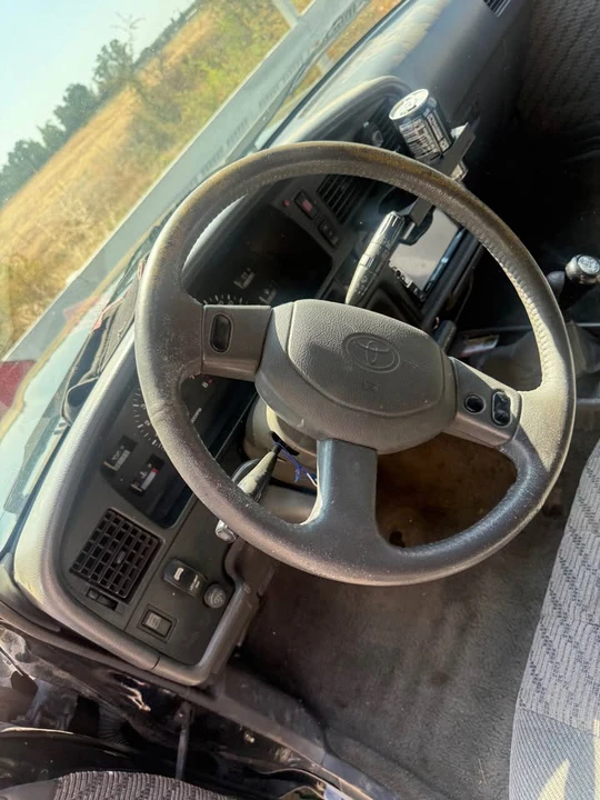 1995 Toyota 4Runner 2nd Gen - Image 7 of 15