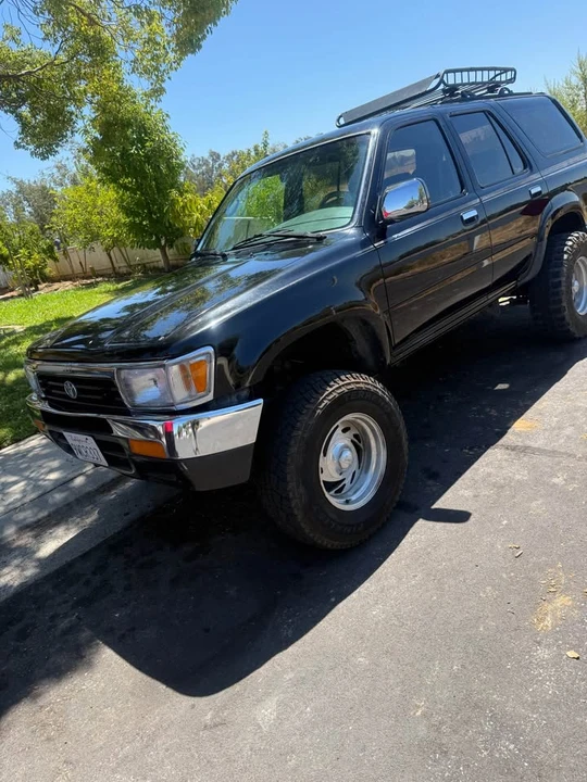 1995 Toyota 4Runner 2nd Gen - Image 9 of 15