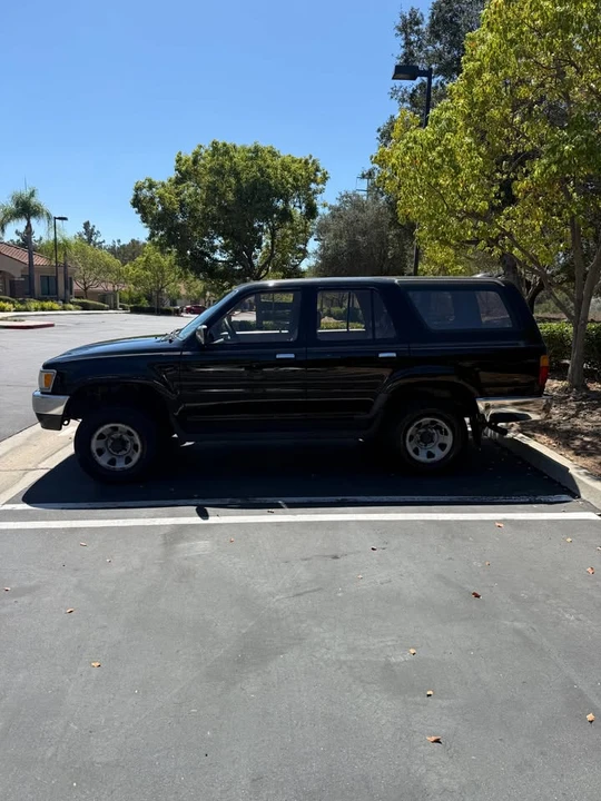 1995 Toyota 4Runner 2nd Gen - Image 4 of 11