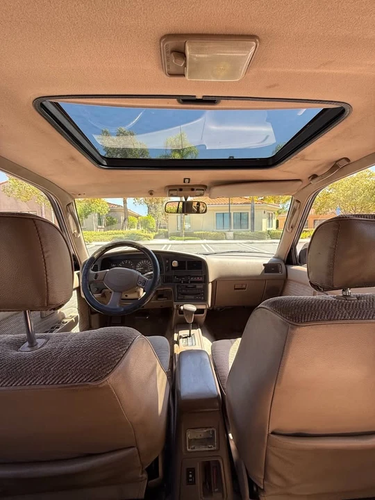 1995 Toyota 4Runner 2nd Gen - Image 9 of 11