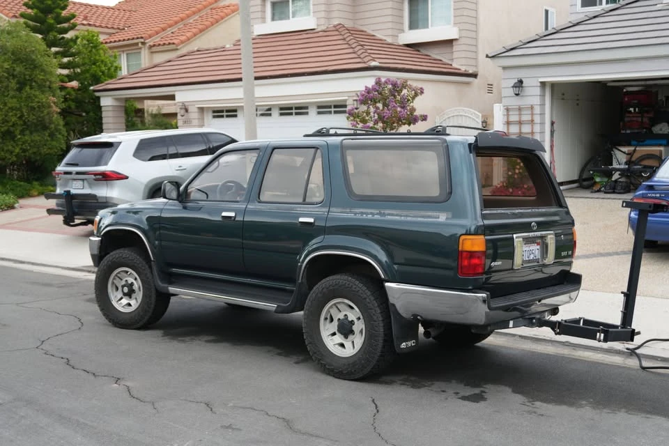 1995 Toyota 4Runner 2nd Gen - Image 3 of 12