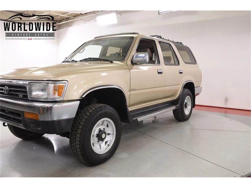 1995 Toyota 4Runner 2nd Gen - Image 13 of 31