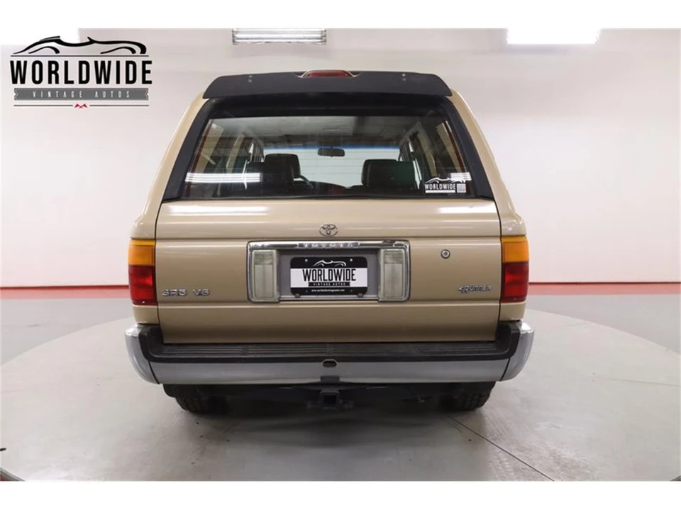 1995 Toyota 4Runner 2nd Gen - Image 16 of 31