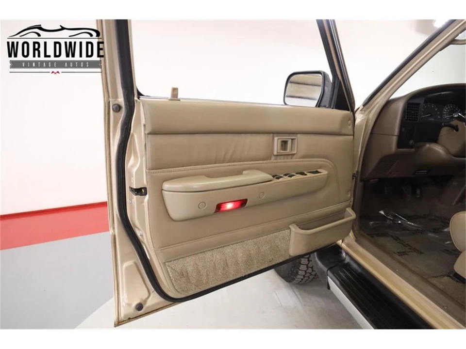 1995 Toyota 4Runner 2nd Gen - Image 27 of 31
