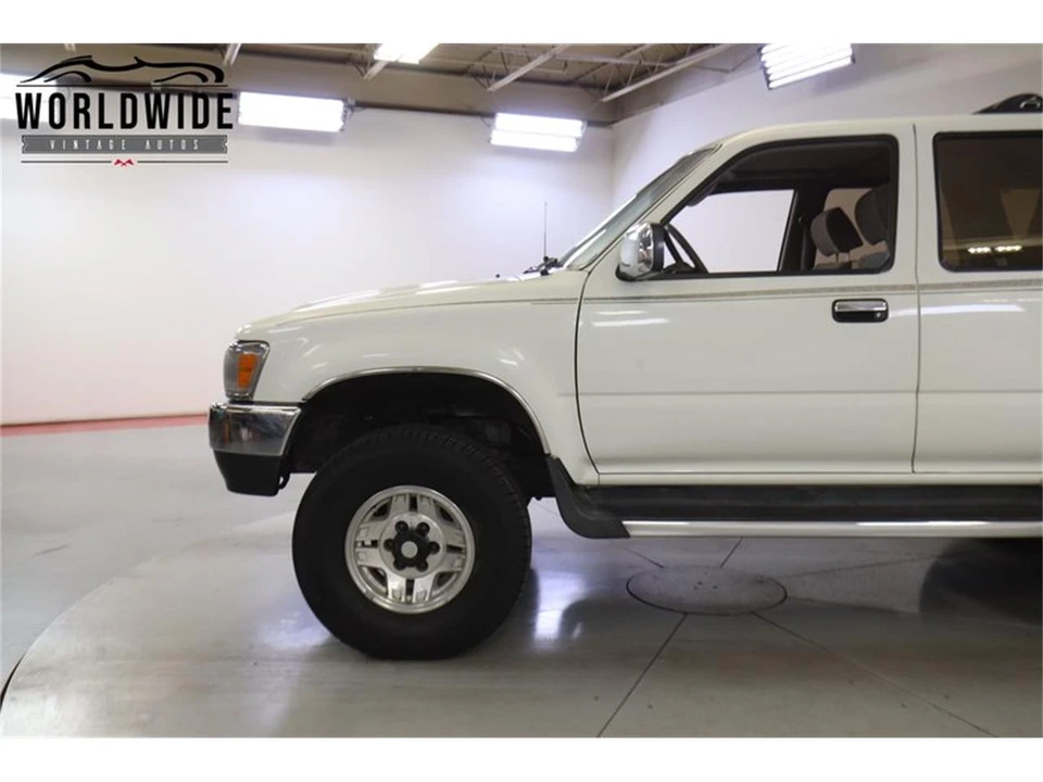 1995 Toyota 4Runner 2nd Gen - Image 7 of 31