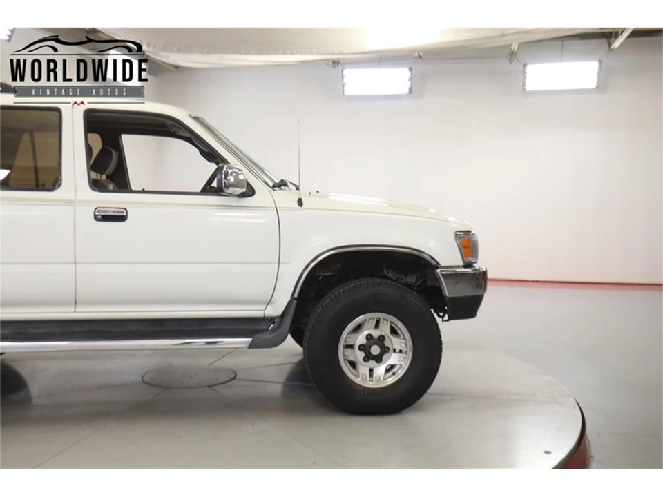 1995 Toyota 4Runner 2nd Gen - Image 8 of 31