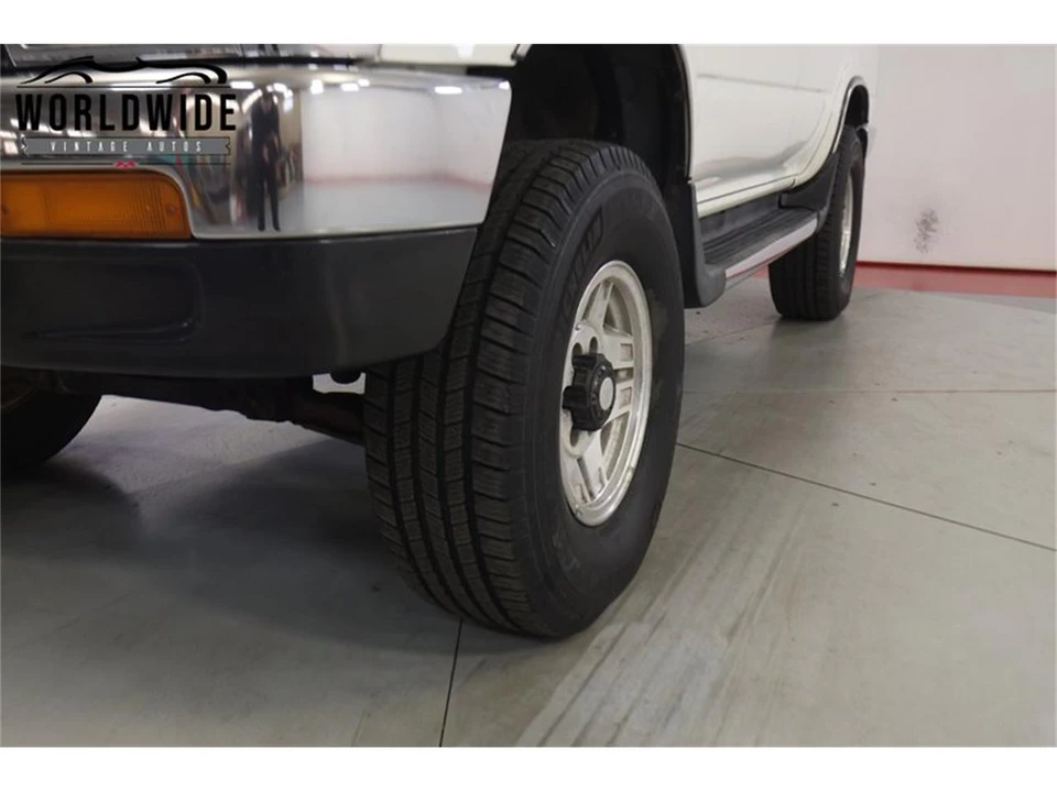 1995 Toyota 4Runner 2nd Gen - Image 11 of 31