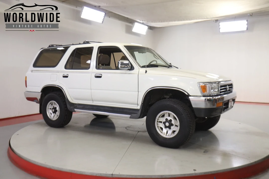 1995 Toyota 4Runner 2nd Gen - Image 2 of 12