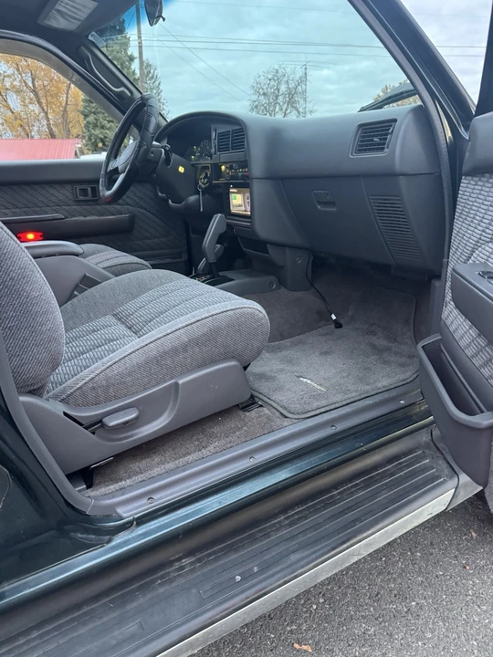 1995 Toyota 4Runner 2nd Gen - Image 14 of 21