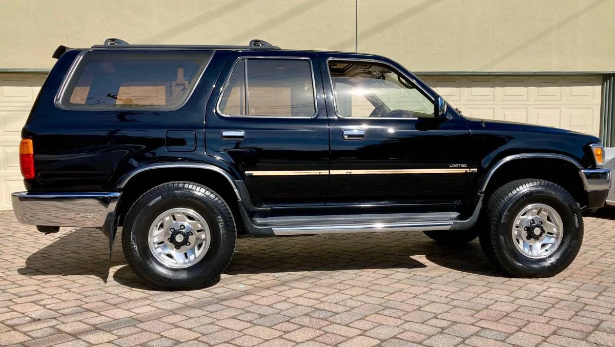 1995 Toyota 4Runner 2nd Gen - Image 2 of 22