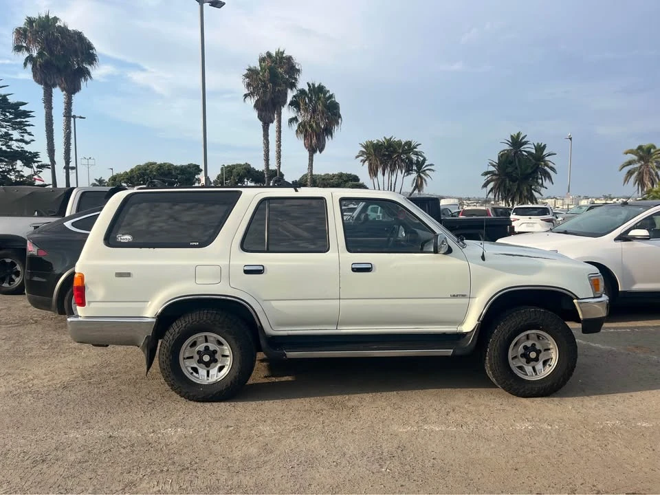 1995 Toyota 4Runner 2nd Gen - Image 4 of 11
