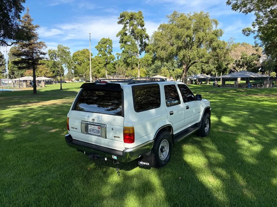 1995 Toyota 4Runner 2nd Gen - Image 5 of 19