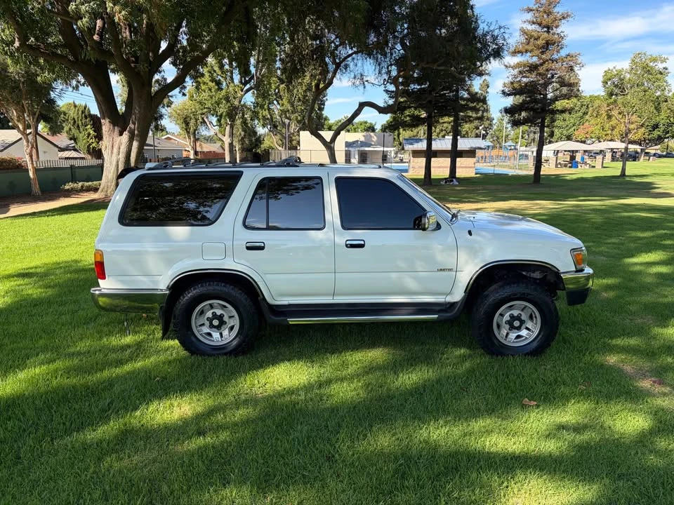 1995 Toyota 4Runner 2nd Gen - Image 4 of 19