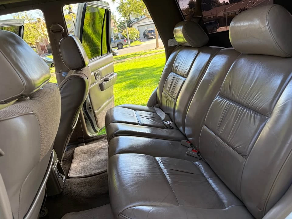 1995 Toyota 4Runner 2nd Gen - Image 10 of 19