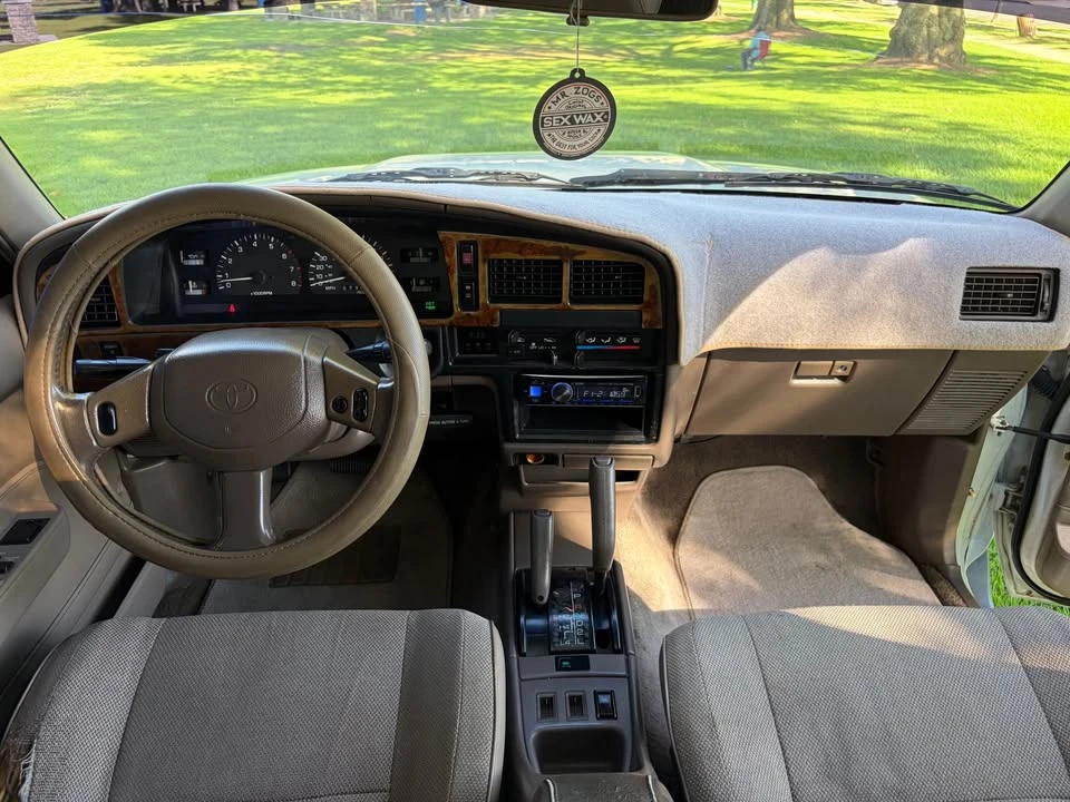 1995 Toyota 4Runner 2nd Gen - Image 7 of 19