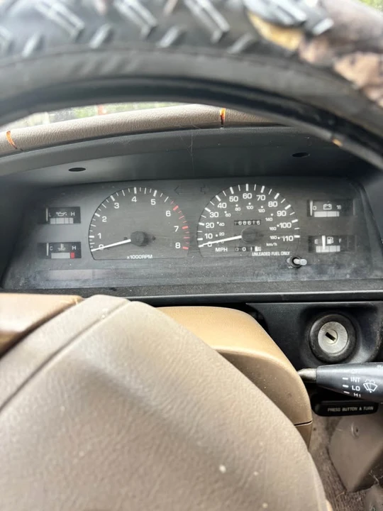 1995 Toyota 4Runner 2nd Gen - Image 10 of 14