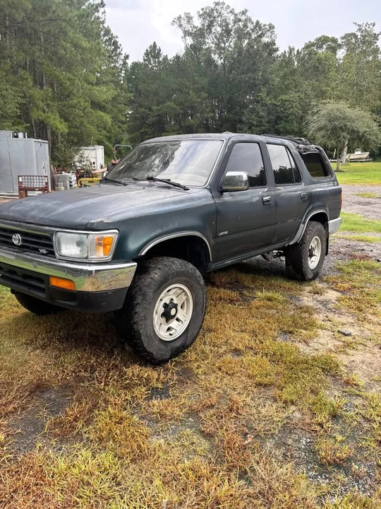 1995 Toyota 4Runner 2nd Gen - Image 3 of 14