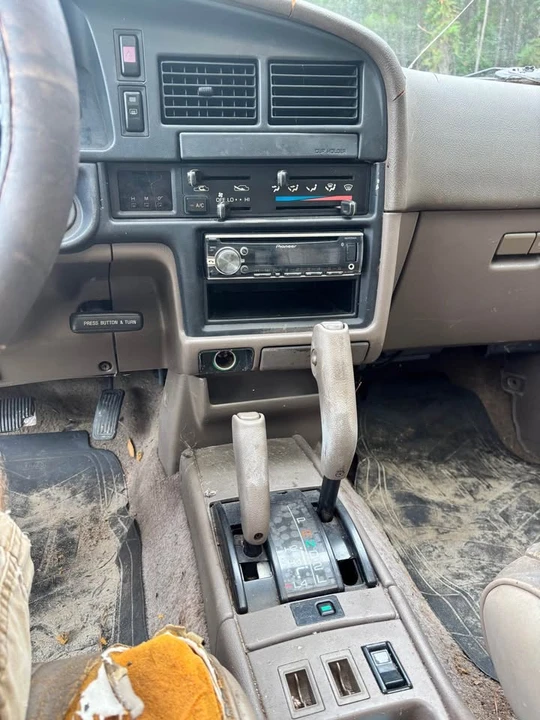 1995 Toyota 4Runner 2nd Gen - Image 11 of 14