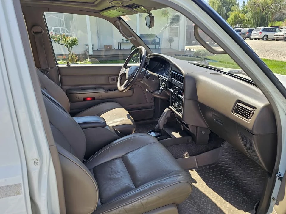 1995 Toyota 4Runner 2nd Gen - Image 7 of 15