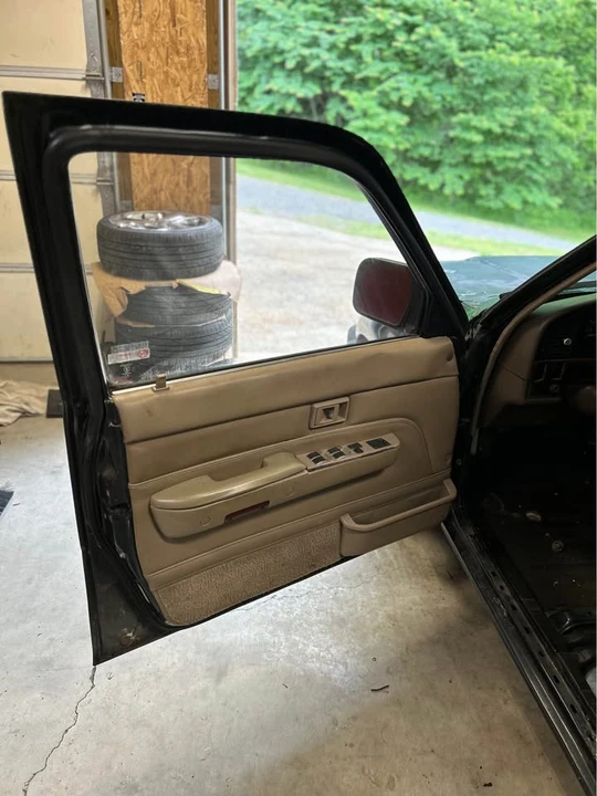 1995 Toyota 4Runner 2nd Gen - Image 12 of 14