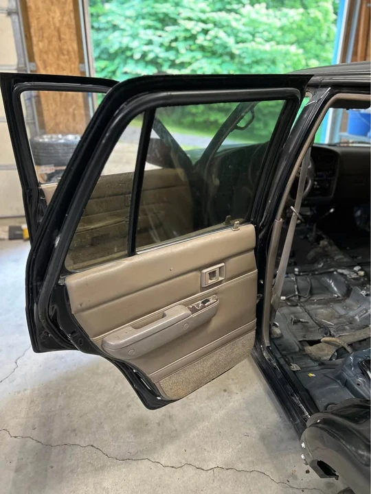 1995 Toyota 4Runner 2nd Gen - Image 11 of 14