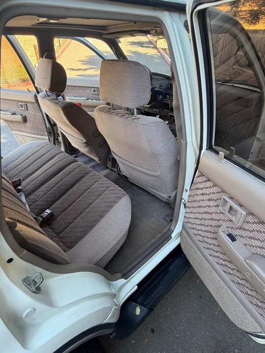 1995 Toyota 4Runner 2nd Gen - Image 7 of 11