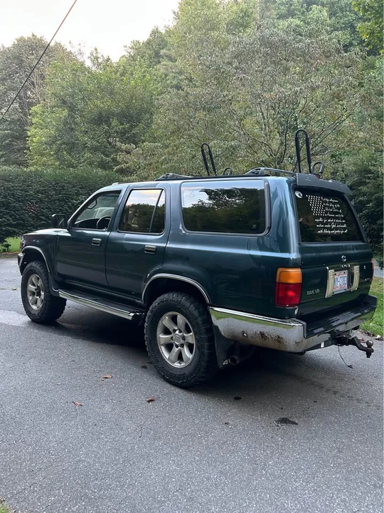 1995 Toyota 4Runner 2nd Gen - Image 2 of 20