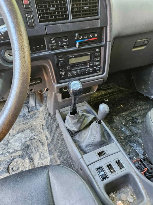 1995 Toyota 4Runner 2nd Gen - Image 6 of 19