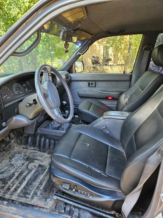 1995 Toyota 4Runner 2nd Gen - Image 5 of 19
